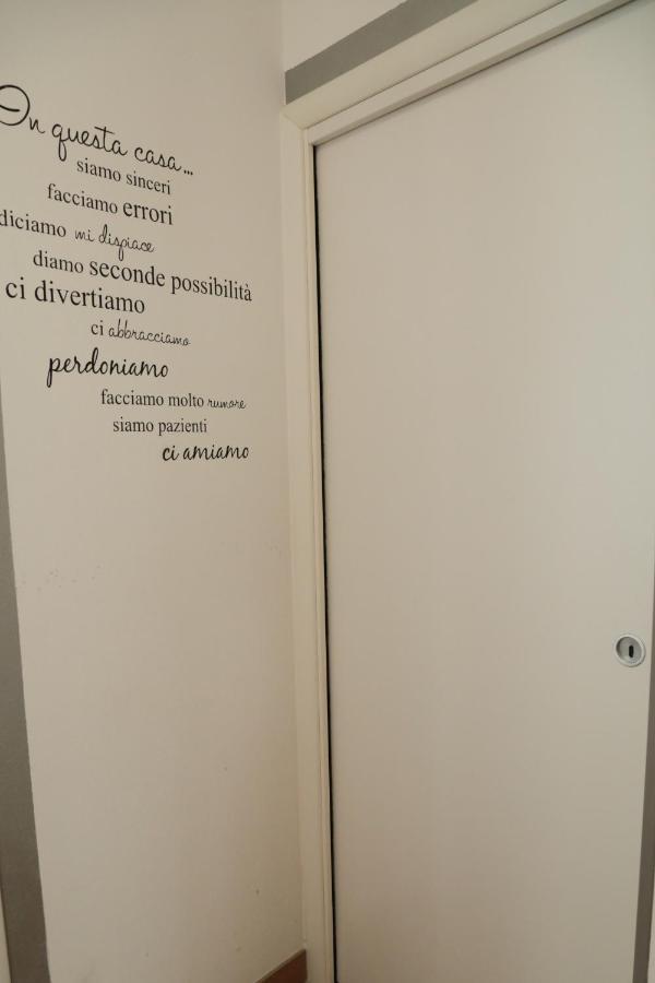 Guest House Simonazzi Reggio nell'Emilia Exterior foto